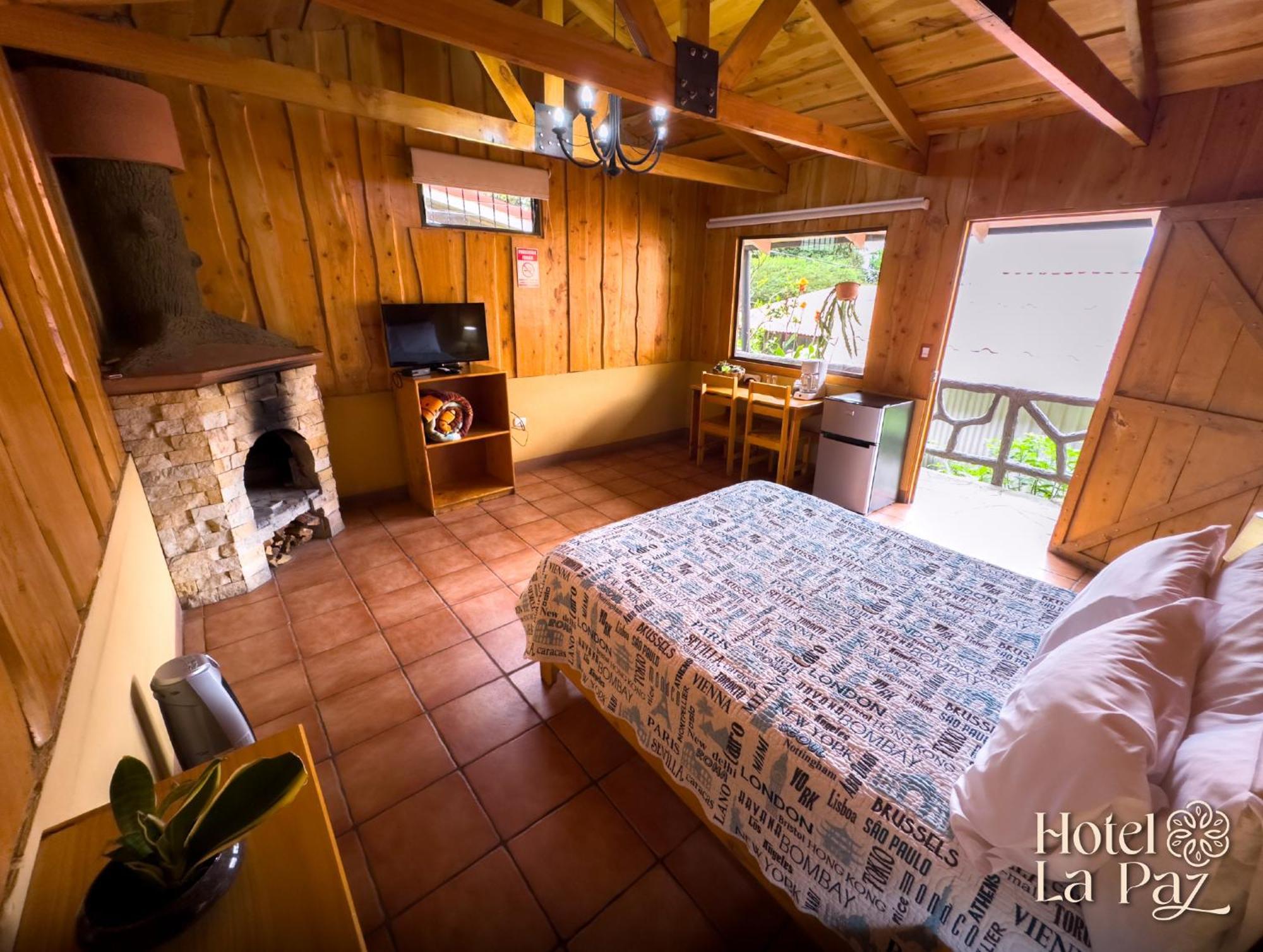 Hotel La Paz Poasito Екстериор снимка